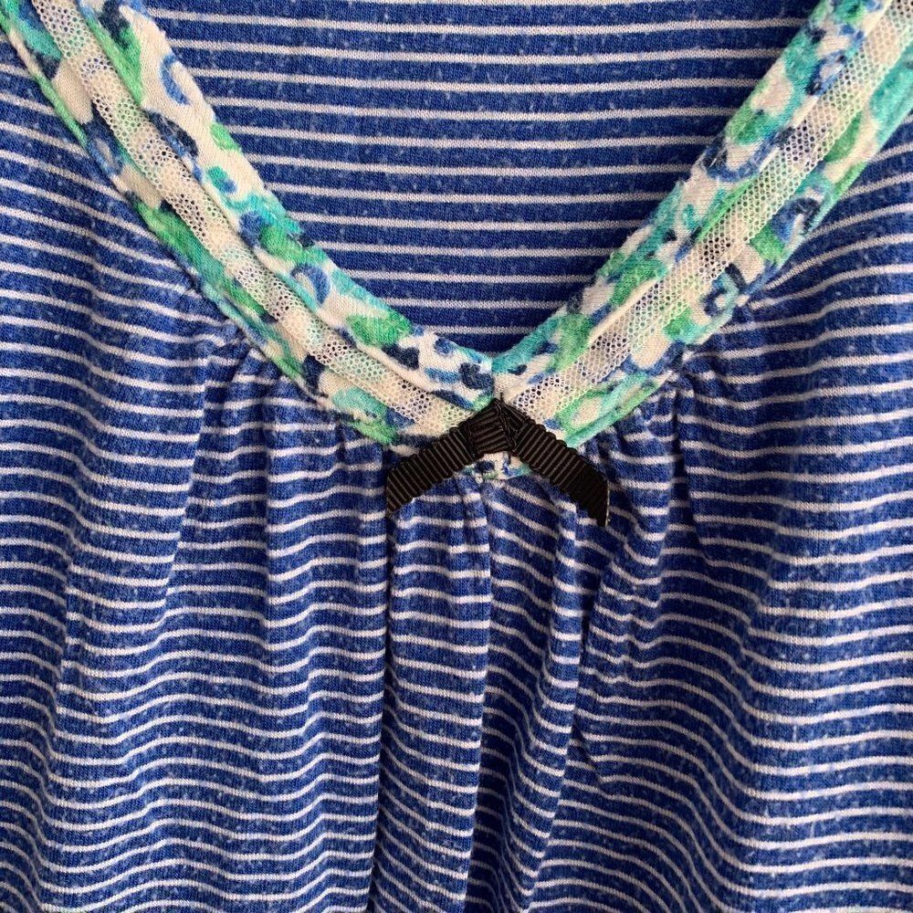 George short sleeve Vneck shirt size small - Picture 4 of 9